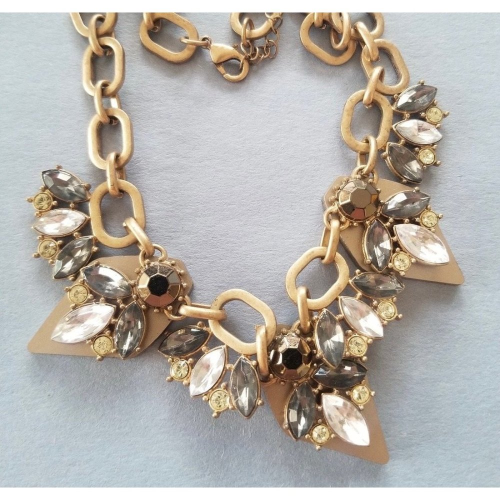 Vintage rhinestone and gold chain necklace / wedding jewelery / bling necklace